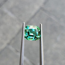Load image into Gallery viewer, 3.09ct Green Tourmaline